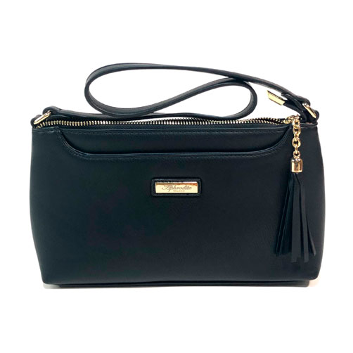 Mensajera Verchelli de color Negro obsidiana, material piel vegana, en sus partes extremas viene en el mismo color, cremallera en la parte superior para cerrar la bolsa en material metálico y de color dorado, asa ajustable de color negro obsidiana para ajustar en manos libres, detalles metálicos en color dorado y pequeñas tiras de piel.